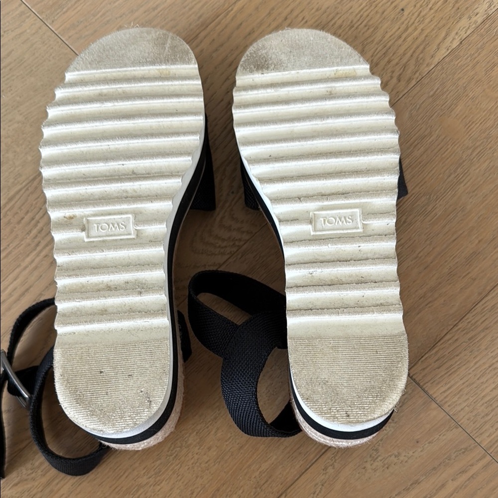 Toms Black and Natural Platform Wedge Sandals - Picture 6 of 6